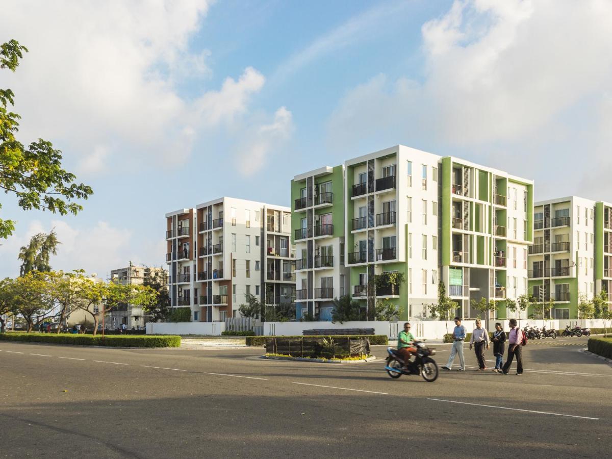 הולהומאל Newtown Inn מראה חיצוני תמונה